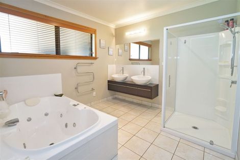 Photo of property in 28 Muir Road, Te Awamutu, 3879