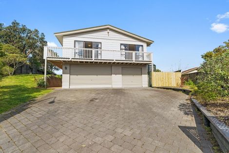 Photo of property in 30 Frimley Terrace, Waikanae Beach, Waikanae, 5036