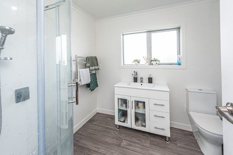 Photo of property in 10 Cornfoot Street, Castlecliff, Whanganui, 4501