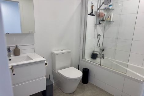 Photo of property in 123 Ngae Place, Mangere East, Auckland, 2024