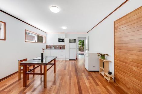 Photo of property in 42 Rawene Road, Birkenhead, Auckland, 0626