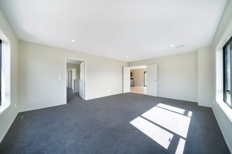 Photo of property in 5 Swinton Place, Churton Park, 6037