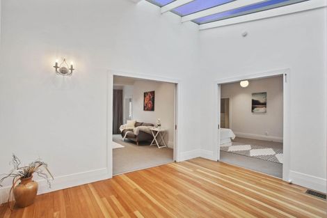 Photo of property in 2/48 Sunnynook Road, Sunnynook, Auckland, 0620