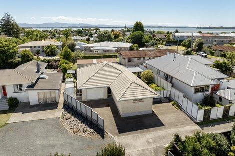 Photo of property in 16 Smiths Road, Matua, Tauranga, 3110