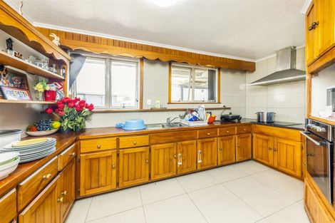 Photo of property in 21 Olive Crescent, Papatoetoe, Auckland, 2025