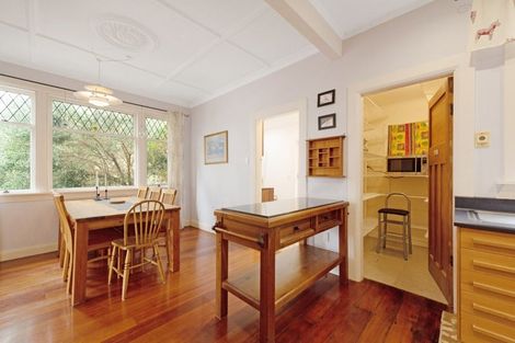 Photo of property in 13 Valley Street, Island Bay, Wellington, 6023