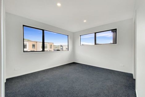 Photo of property in 5 Tokitoki Way, Kenepuru, Porirua, 5022