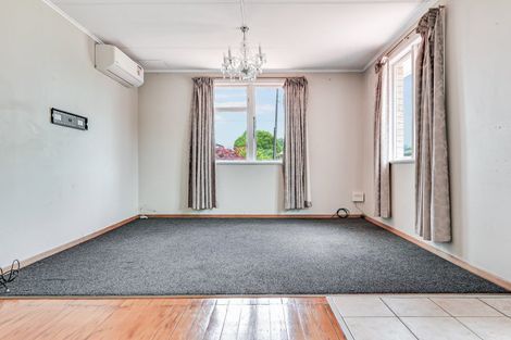 Photo of property in 14 Yeats Crescent, Fairfield, Hamilton, 3214