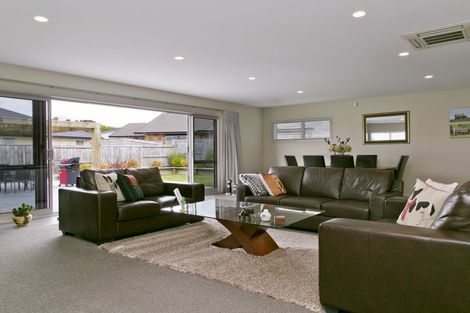 Photo of property in 8 Barbary Close, Wharewaka, Taupo, 3330