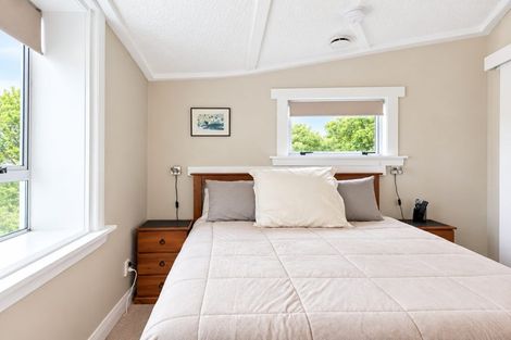 Photo of property in 27 Ngamotu Road, Moturoa, New Plymouth, 4310