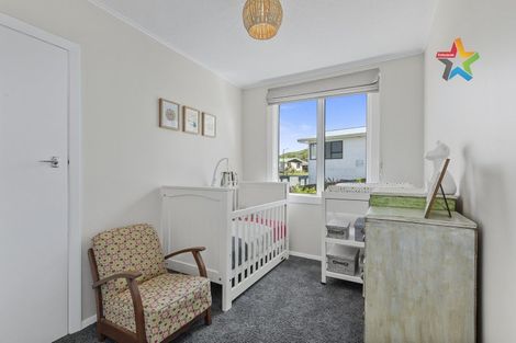 Photo of property in 18 Kaitangata Crescent, Kelson, Lower Hutt, 5010