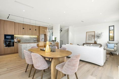 Photo of property in 8a Serrata Place, Browns Bay, Auckland, 0630