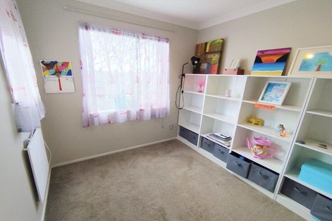 Photo of property in 1a Marina View Drive, Hobsonville, Auckland, 0618