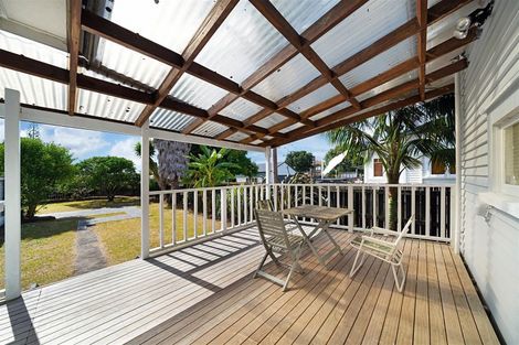 Photo of property in 41 Wairau Avenue, Avondale, Auckland, 1026