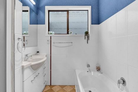 Photo of property in 25 Puketotara Street, Highlands Park, New Plymouth, 4312