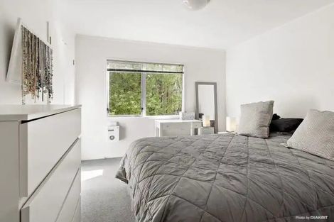 Photo of property in 9/3 Kelvin Grove, Te Aro, Wellington, 6011