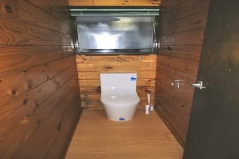 Photo of property in 10 Hazlewood Avenue, Karori, Wellington, 6012