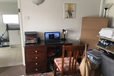 Photo of property in 30 Megan Avenue, Pakuranga Heights, Auckland, 2010