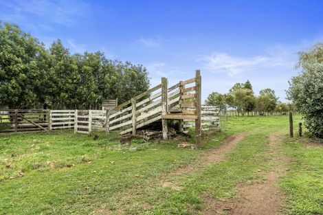 Photo of property in 16 Eureka Road, Eureka, Hamilton, 3287