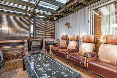 Photo of property in 25 Himatangi Street, Himatangi Beach, Foxton, 4891