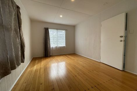 Photo of property in 37 Miro Street, New Lynn, Auckland, 0600