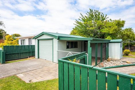 Photo of property in 16a Bowen Street, Woodville, 4920