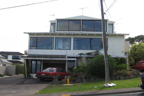 Photo of property in 1/36 Seaview Road, Castor Bay, Auckland, 0620