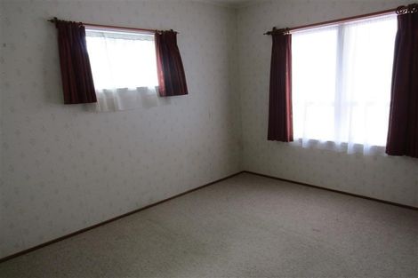 Photo of property in 27 Marina Road, Torbay, Auckland, 0630