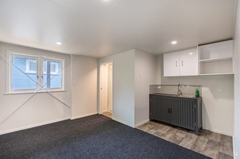 Photo of property in 157 Shakespeare Road, Bluff Hill, Napier, 4110