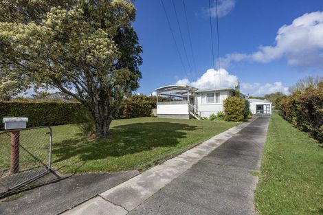Photo of property in 32 Ribblesdale Road, Henderson, Auckland, 0612