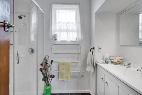 Photo of property in 6 Kingsford Street, Bell Block, New Plymouth, 4312