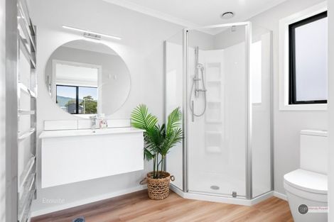 Photo of property in 11 Desert Gold Lane, Wallaceville, Upper Hutt, 5018