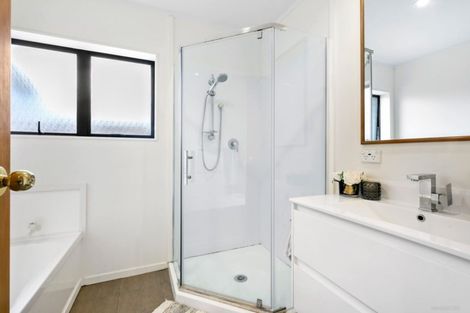 Photo of property in 191a Pakuranga Road, Pakuranga, Auckland, 2010