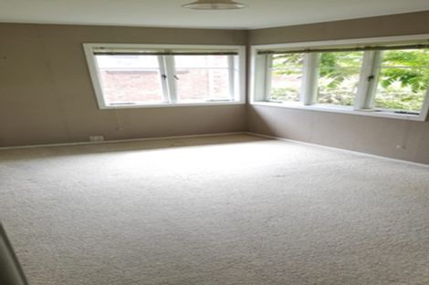 Photo of property in 17 Amberley Avenue, Te Atatu South, Auckland, 0610