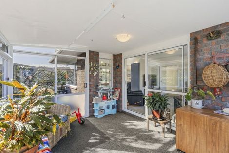 Photo of property in 3 Sandel Rise, Merrilands, New Plymouth, 4312