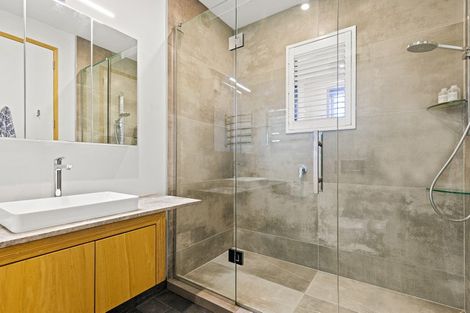 Photo of property in 15c Wonderview Road, Leigh, 0985