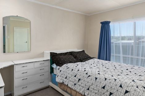 Photo of property in 5a Montgomery Street, Waipukurau, 4200