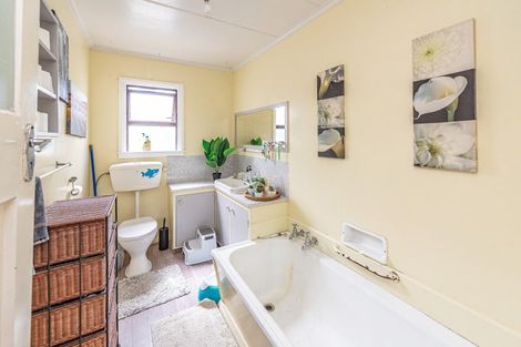 Photo of property in 51 Bamber Street, Castlecliff, Whanganui, 4501