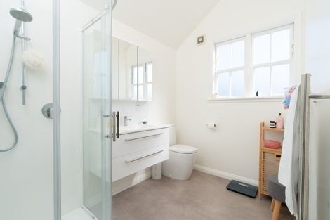 Photo of property in 374 Karori Road, Karori, Wellington, 6012