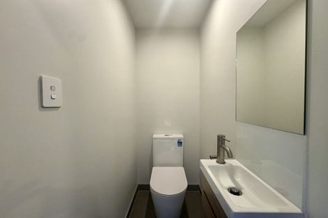 Photo of property in 13/506 Glenfield Road, Bayview, Auckland, 0629