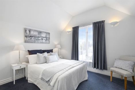 Photo of property in 2/148 Memorial Avenue, Burnside, Christchurch, 8053