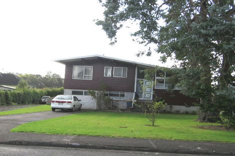 Photo of property in 34 Renata Crescent, Te Atatu Peninsula, Auckland, 0610