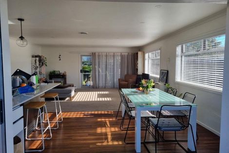 Photo of property in 62b Dawson Street, New Plymouth, 4310