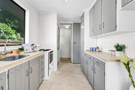 Photo of property in 12 Villa Place, Bell Block, New Plymouth, 4312