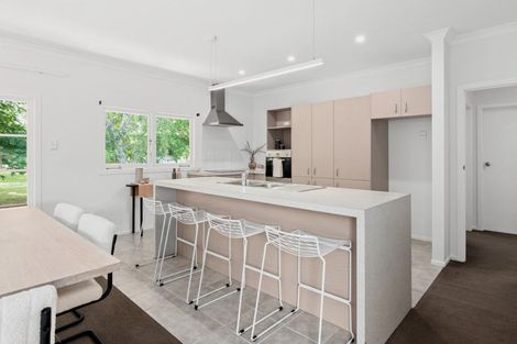 Photo of property in 124a Masters Avenue, Silverdale, Hamilton, 3216