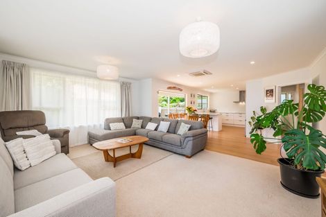 Photo of property in 21 Kohekohe Road, Waikanae, 5036