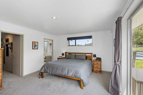 Photo of property in 306f Inland Road, Helensville, 0875