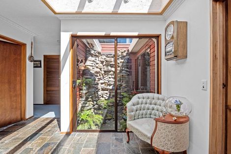 Photo of property in 19 Salmond Place, Queenstown, 9300