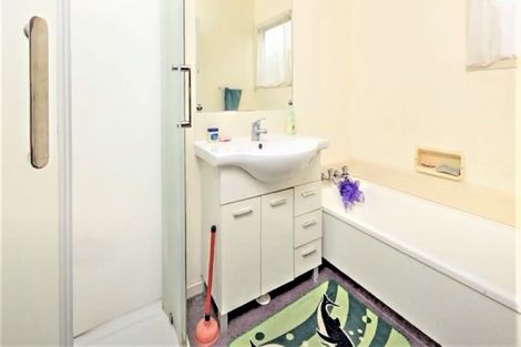 Photo of property in 17 Trounson Avenue, Clendon Park, Auckland, 2103