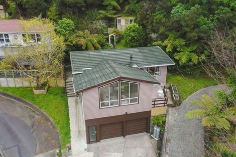 Photo of property in 30 Davis Grove, Wainuiomata, Lower Hutt, 5014